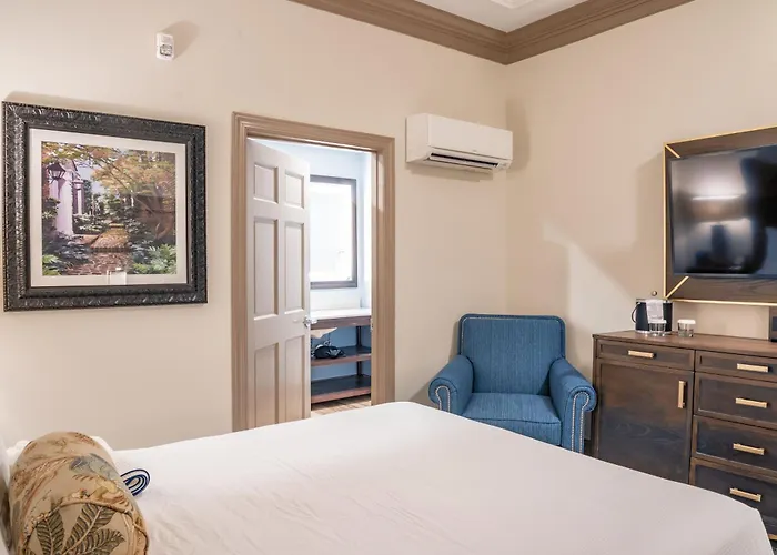 Andrew Pinckney Inn